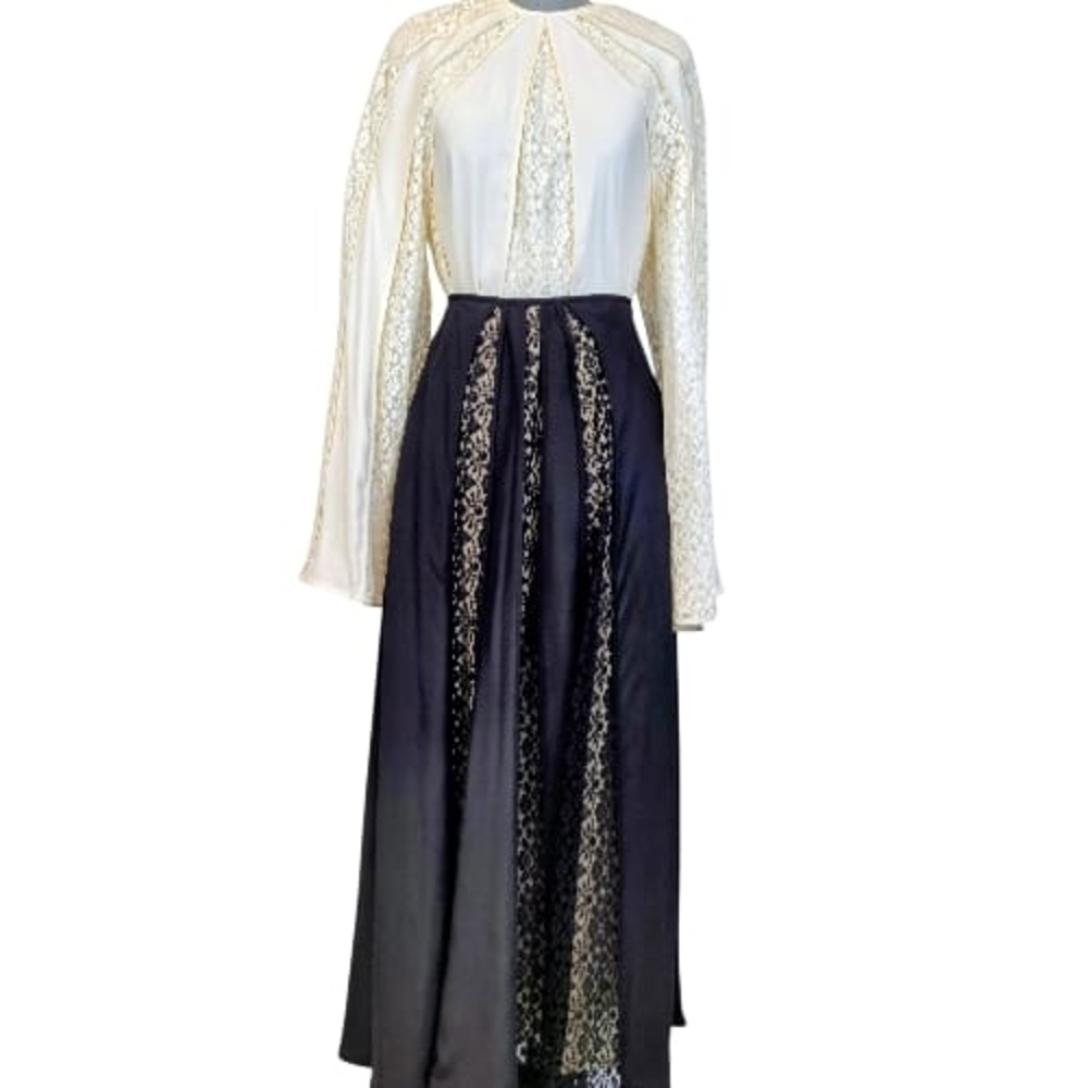 Stella McCartney Lace Cape Sleeve Blouse & Long Skirt Set size L, Ivory & black - Picture 7 of 16